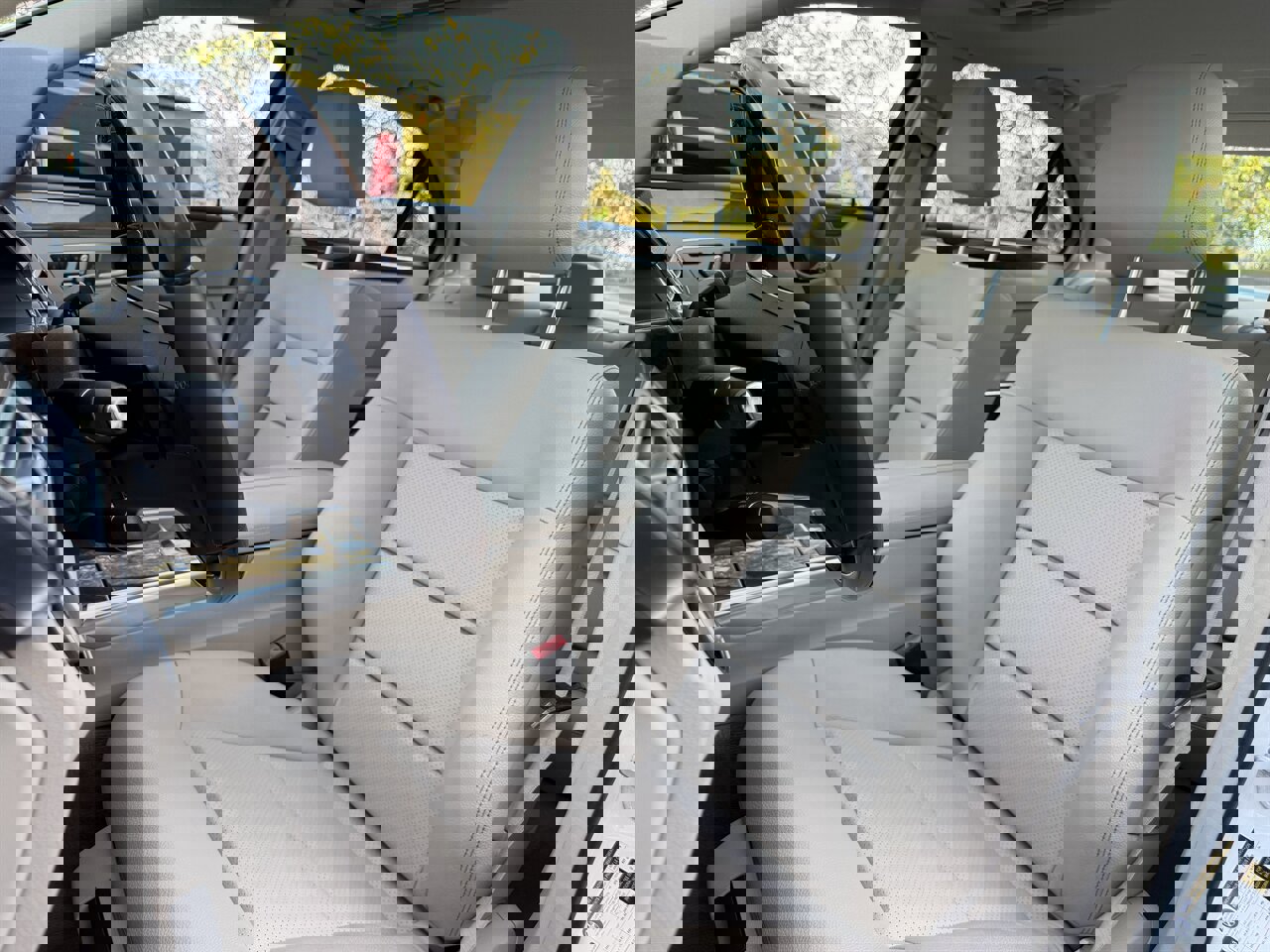 Used 2014 Mercedes-Benz E 350 Sedan w/ Premium 1 Package image 24