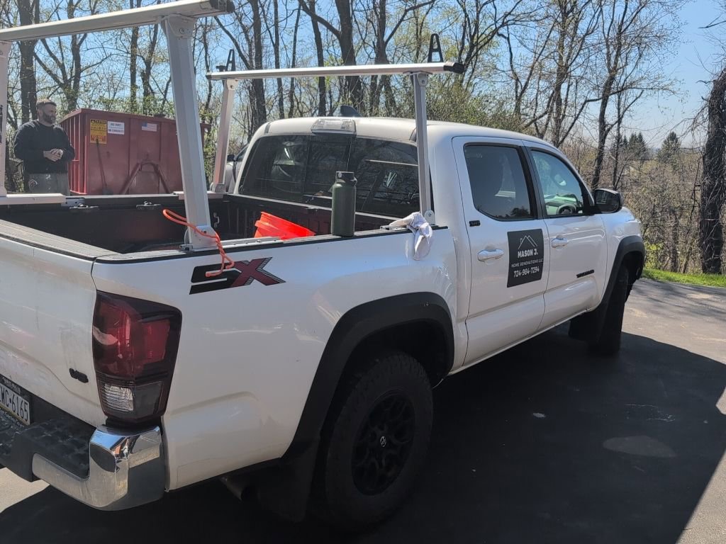 Used 2023 Toyota Tacoma SR5 w/ SX Package image 17