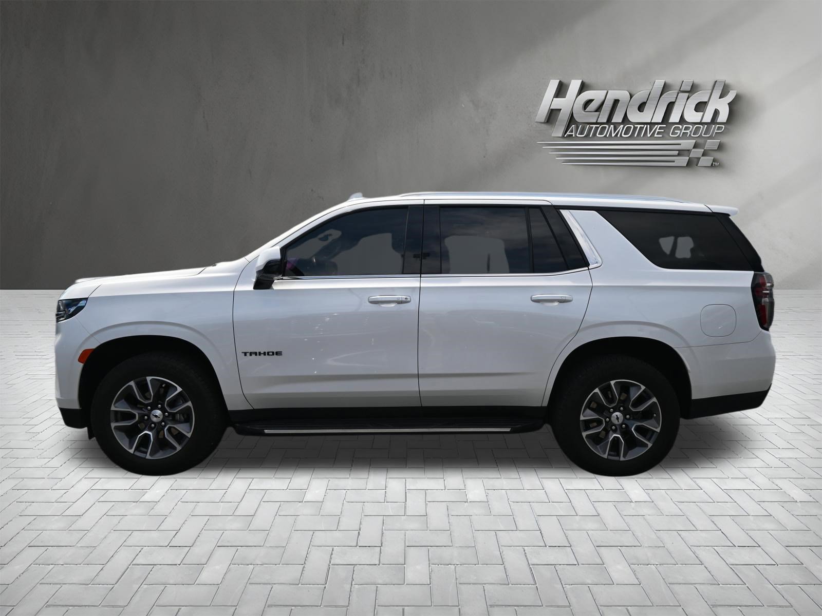 Used 2022 Chevrolet Tahoe LT w/ Luxury Package RWD image 9