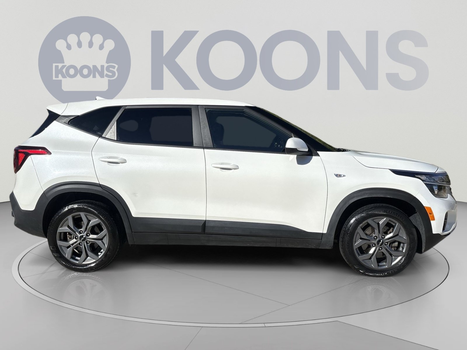 Used 2024 Kia Seltos LX AWD/4WD image 4