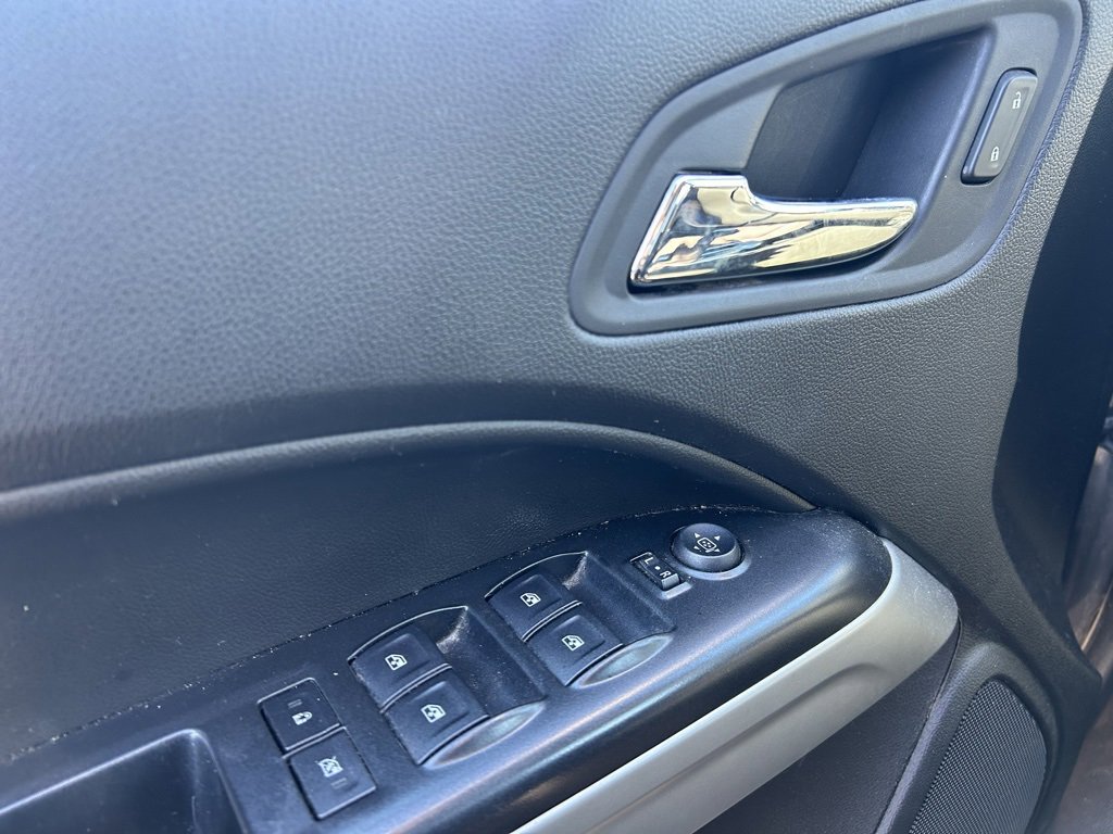 Used 2016 Chevrolet Colorado LT w/ LT Convenience Package image 11