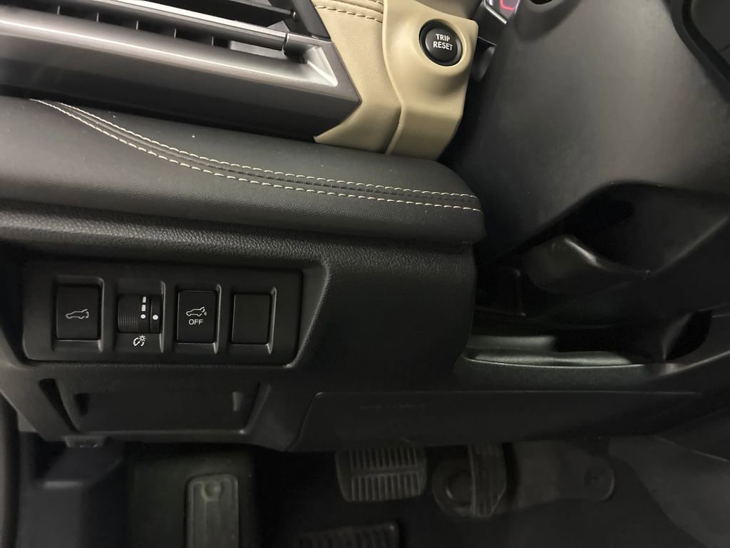 Certified 2022 Subaru Outback Limited image 18