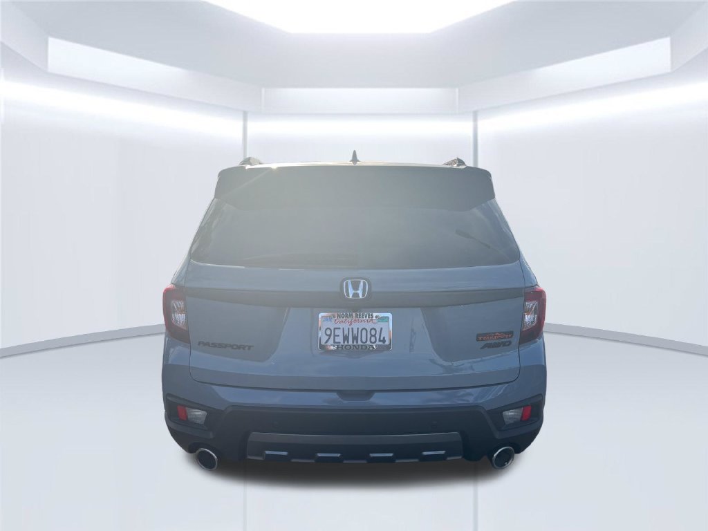 Used 2023 Honda Passport TrailSport image 4