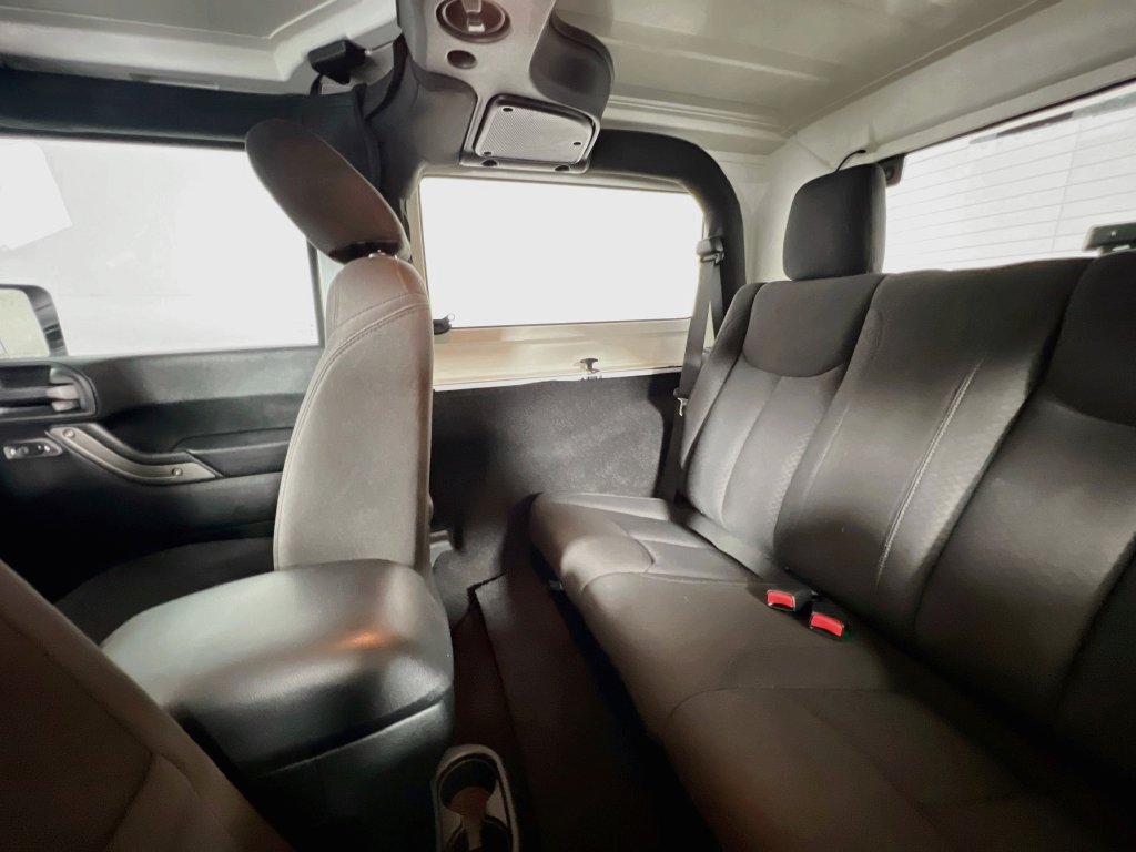 Used 2017 Jeep Wrangler Sport AWD/4WD image 23