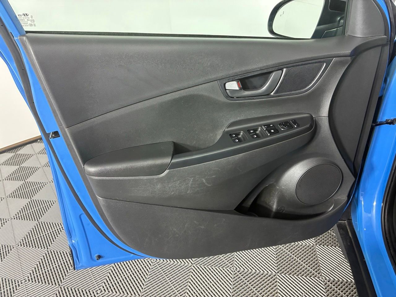 Used 2022 Hyundai Kona SEL w/ Cargo Package image 10