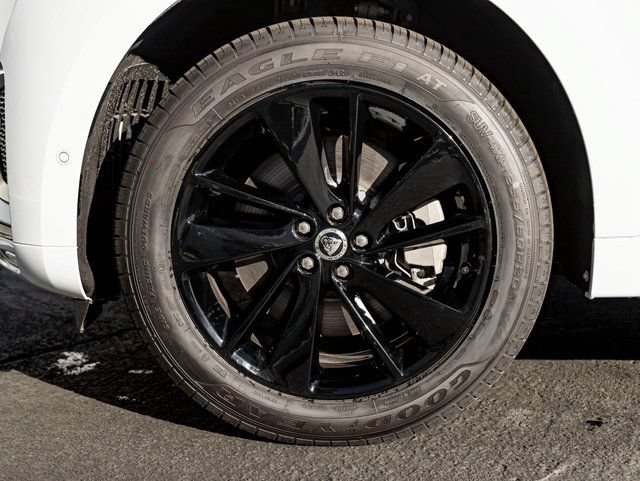 New 2026 Jaguar F-PACE R-Dynamic S AWD/4WD image 11