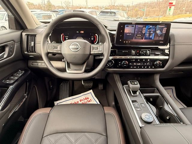 New 2026 Nissan Pathfinder Platinum w/ Cargo Package image 23