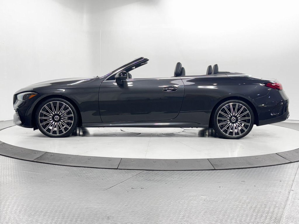 Certified 2024 Mercedes-Benz CLE 300 4MATIC Cabriolet w/ Driver Assistance Package image 5