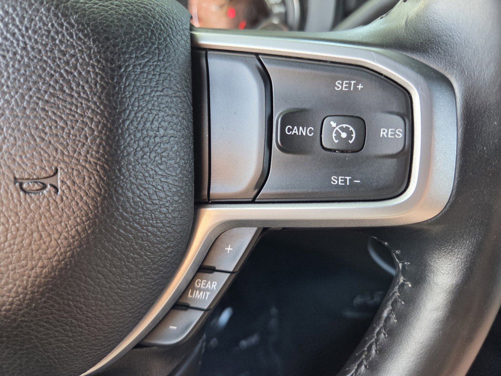 Used 2024 RAM 3500 Big Horn image 26