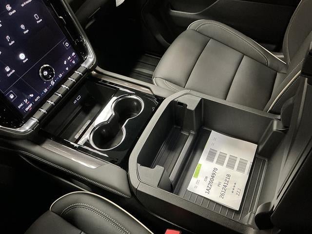 New 2026 GMC Yukon Elevation w/ LPO, Floor Liner Package AWD/4WD image 16
