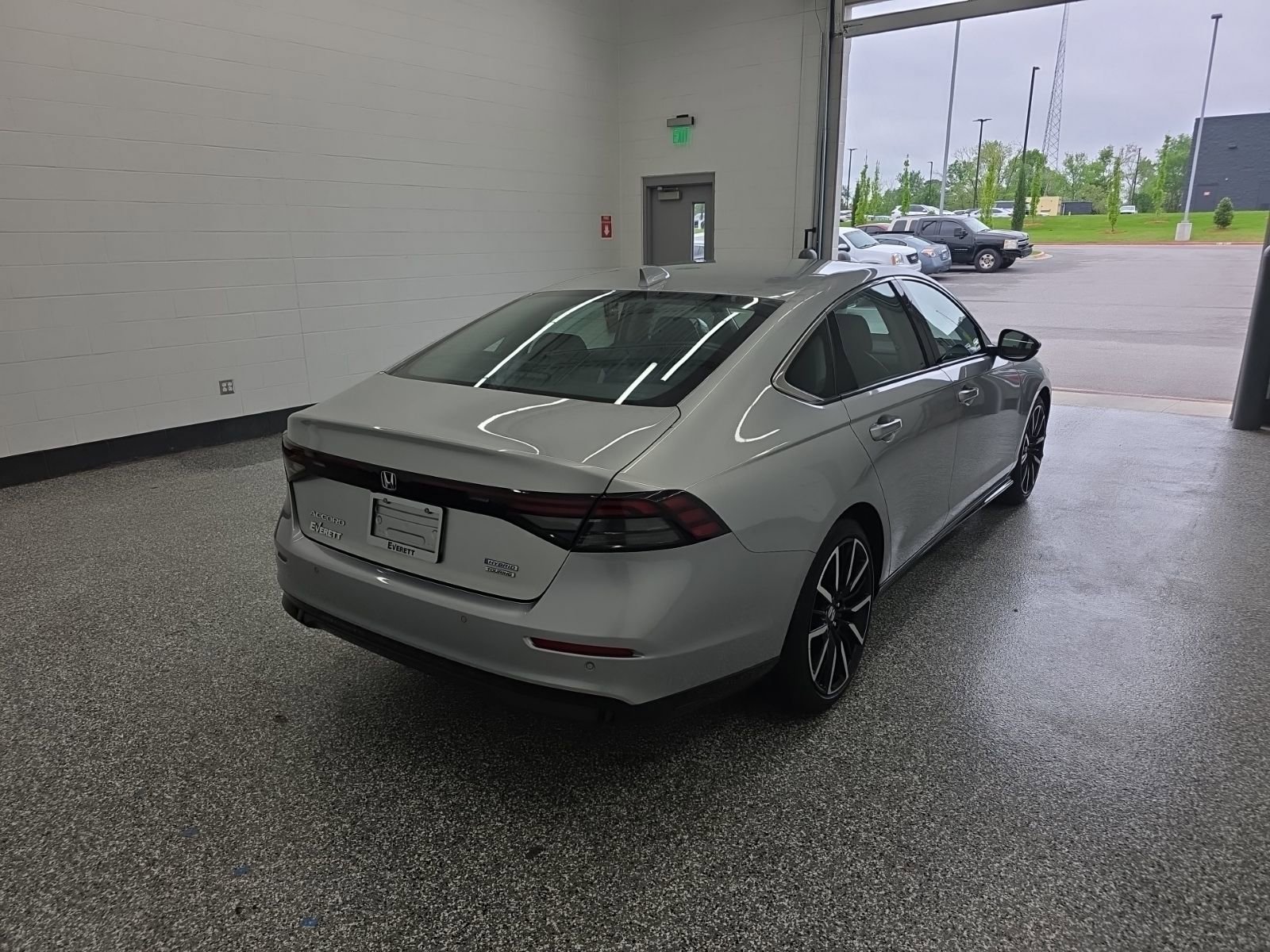 Used 2024 Honda Accord Touring image 5