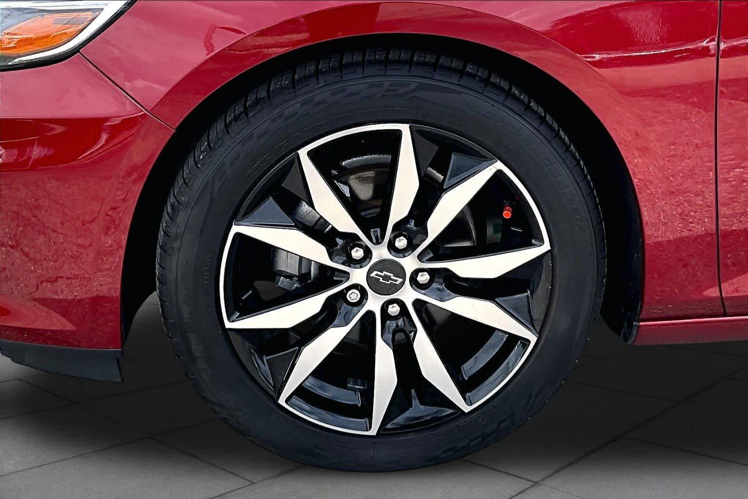 Used 2020 Chevrolet Malibu RS FWD image 11