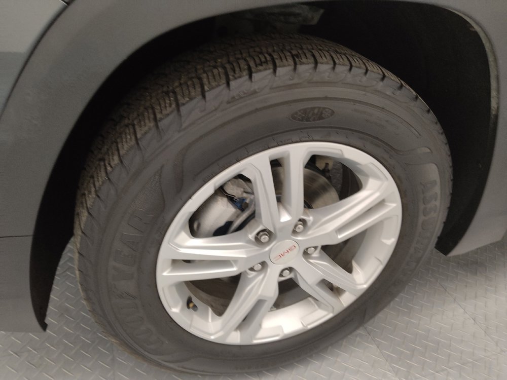 Used 2021 GMC Terrain SLE image 31