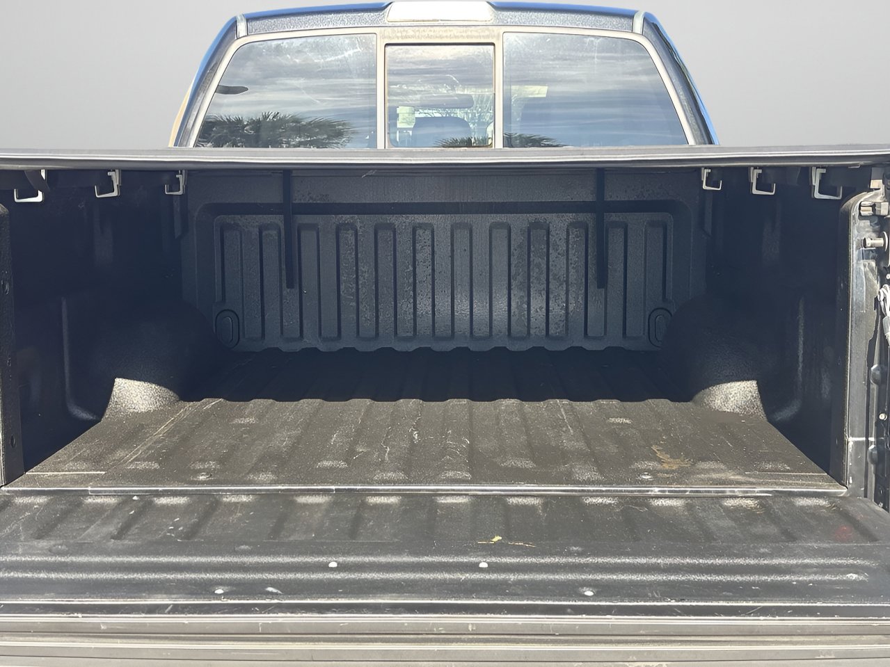 Used 2014 Ford F150 Lariat w/ Equipment Group 502A Luxury image 8