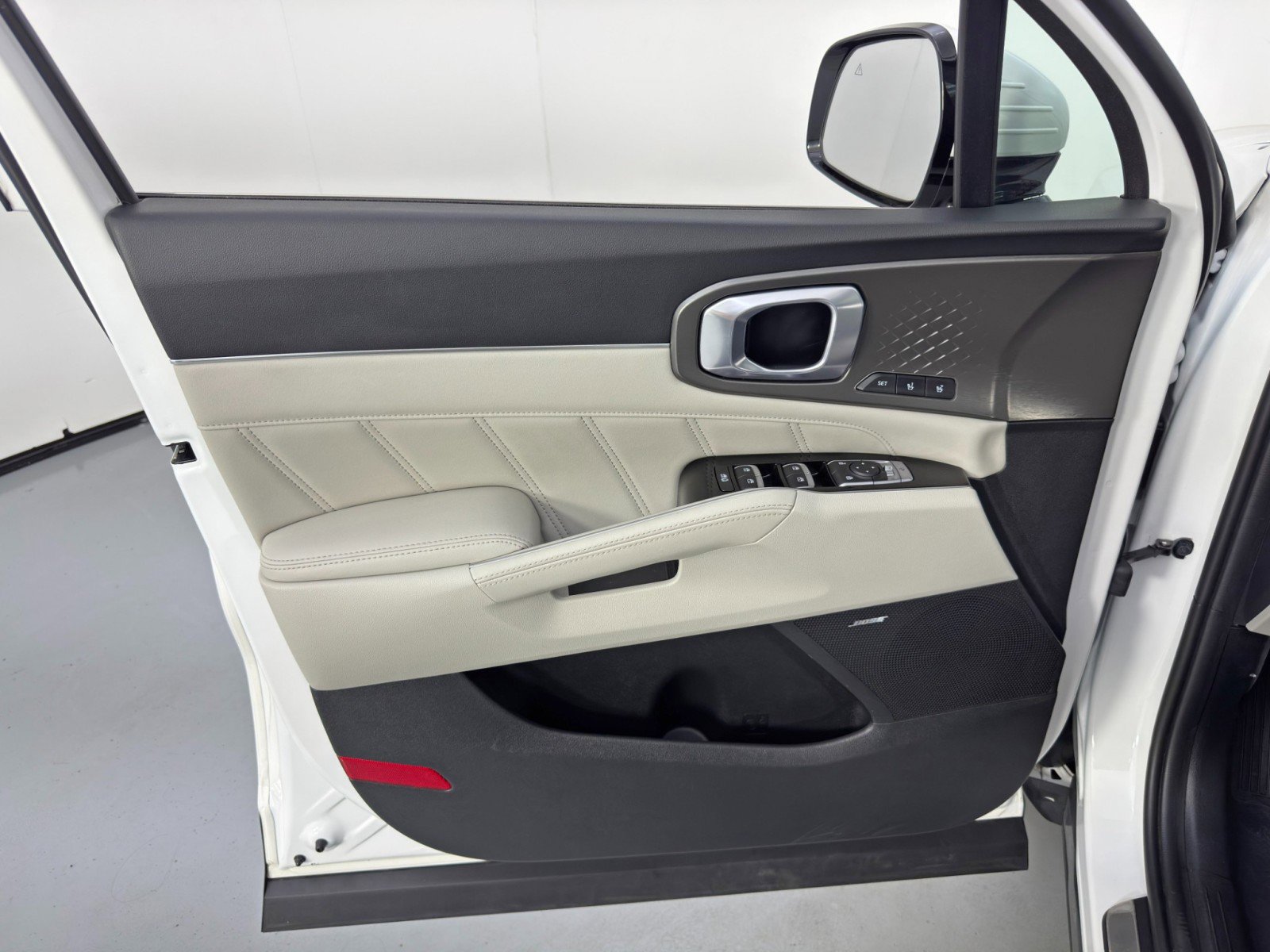 Used 2023 Kia Sorento SX Prestige image 46