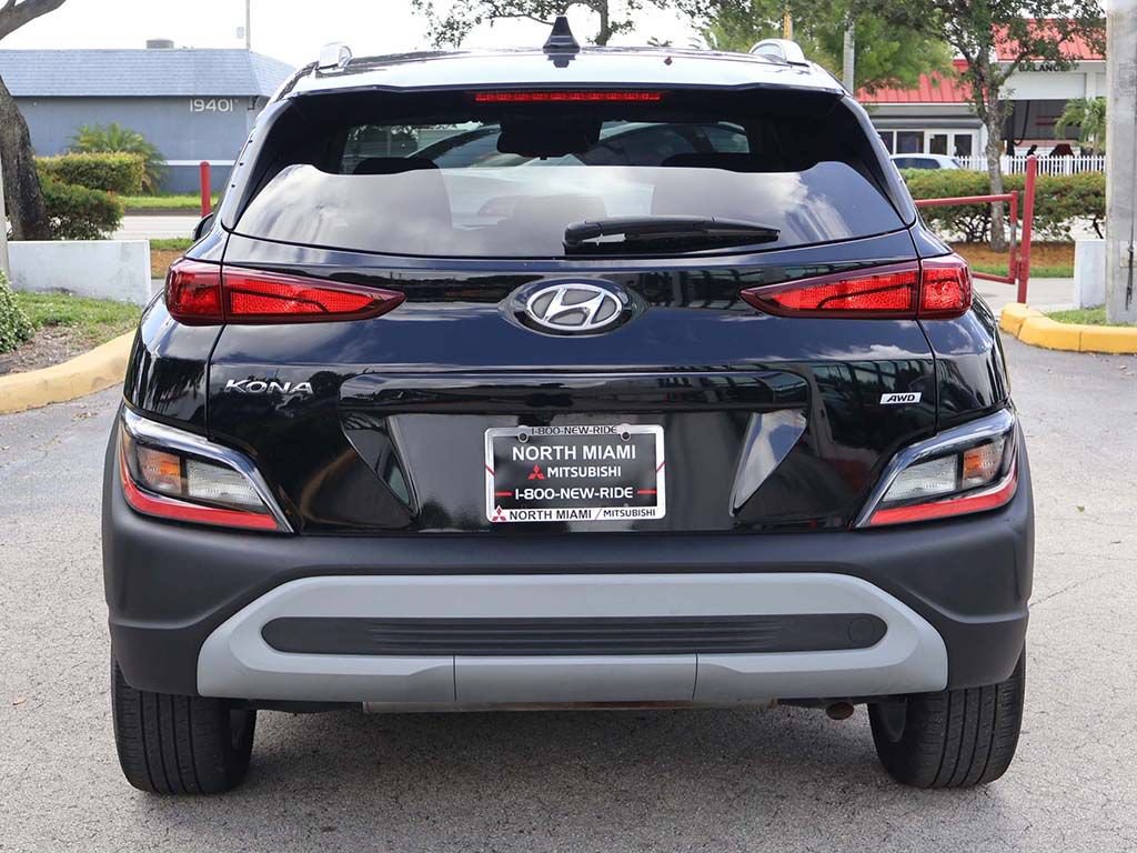 Used 2023 Hyundai Kona SEL w/ Cargo Package AWD/4WD image 11