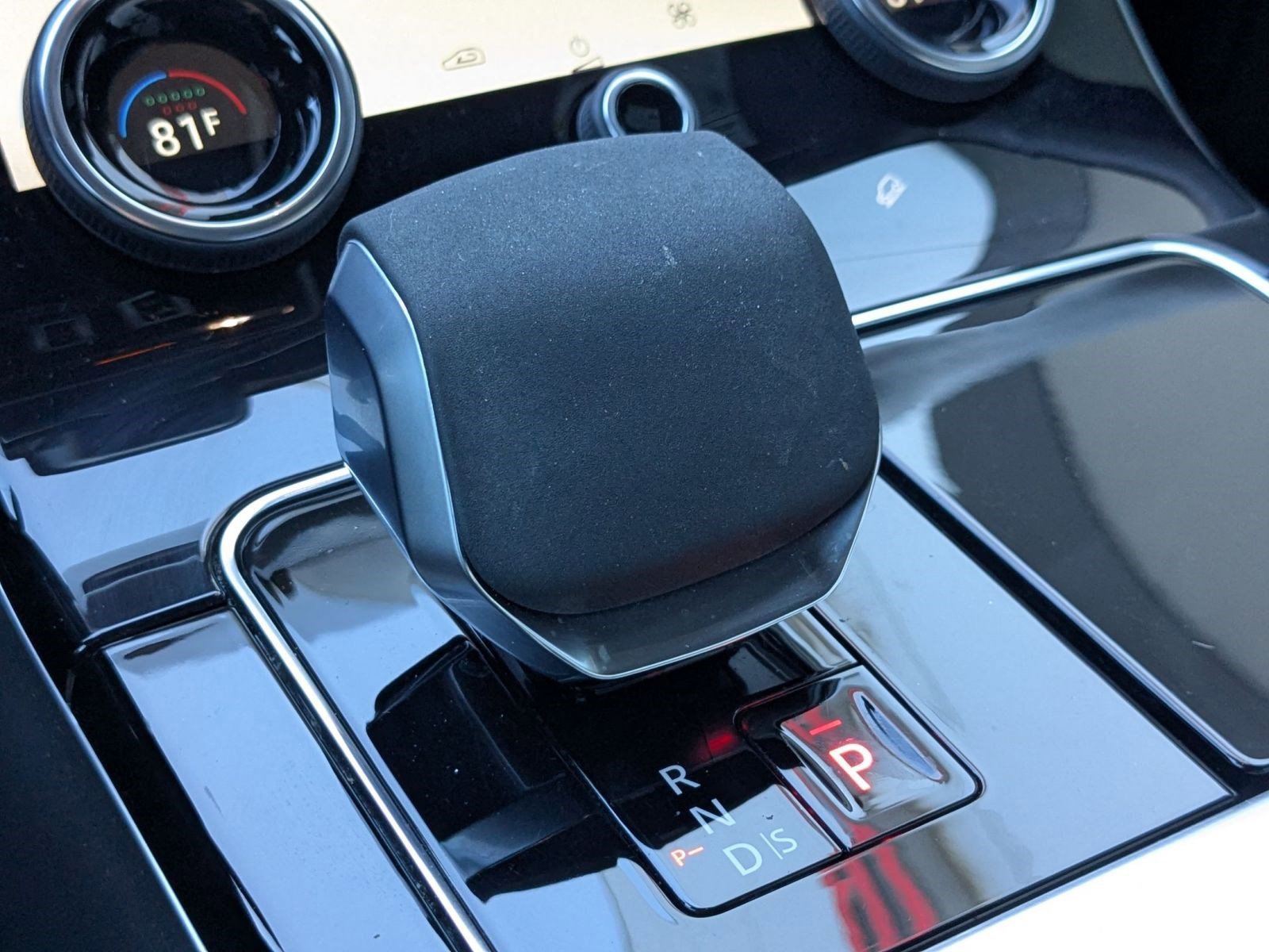 Used 2023 Land Rover Range Rover Velar HST image 20