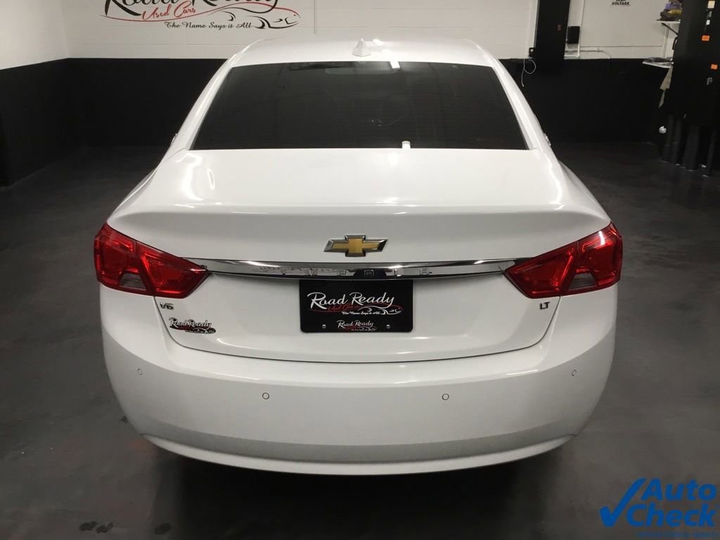 Used 2016 Chevrolet Impala LT w/ Convenience Package image 9