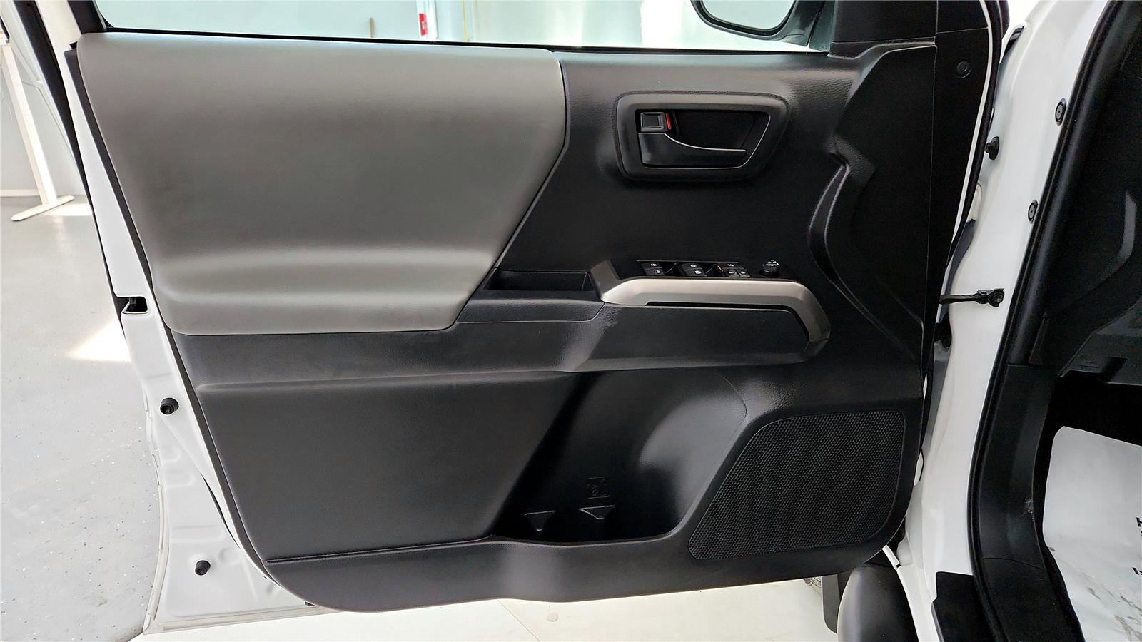 Certified 2023 Toyota Tacoma SR5 image 22