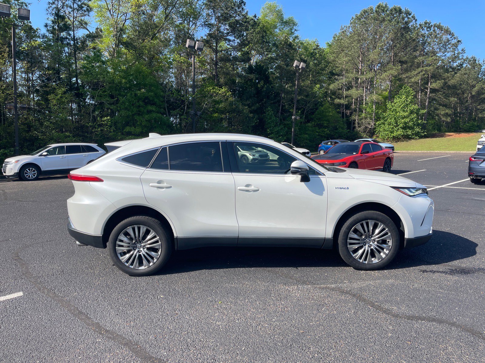 Used 2021 Toyota Venza XLE w/ Softex Package image 21