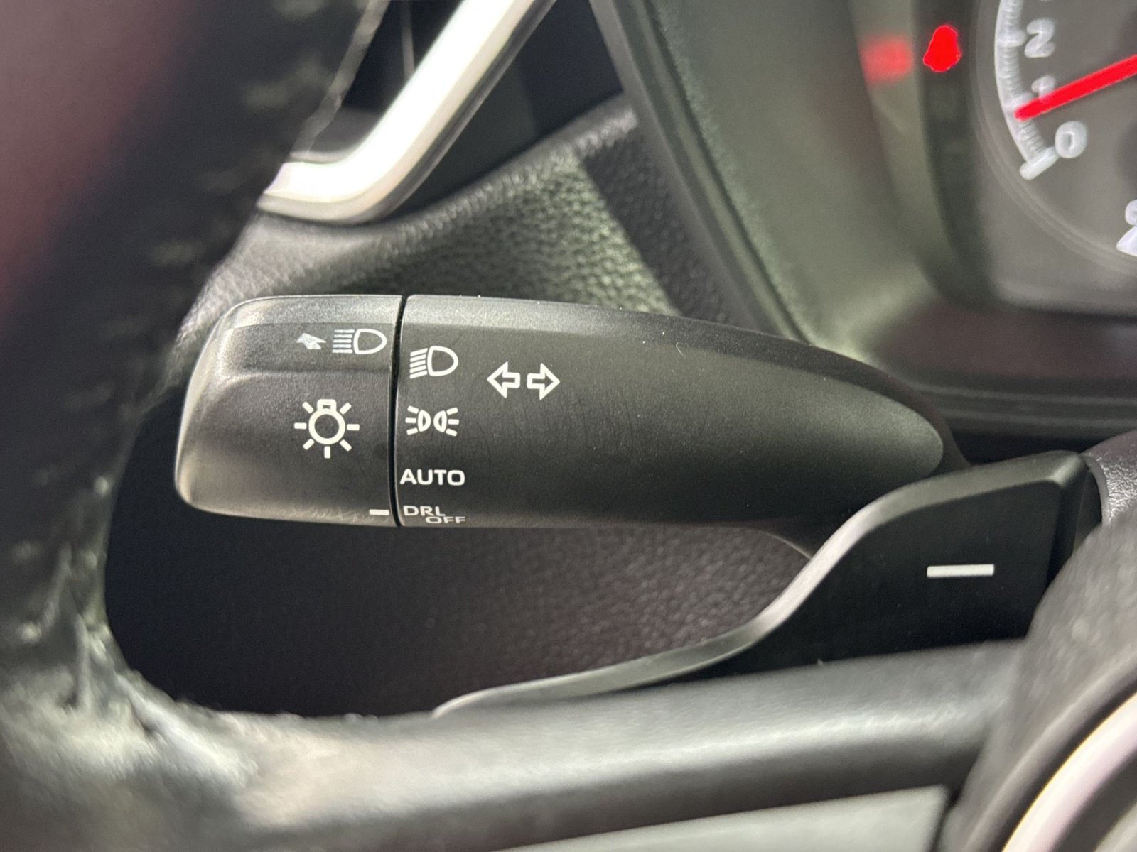 Used 2021 Toyota Corolla SE FWD image 45