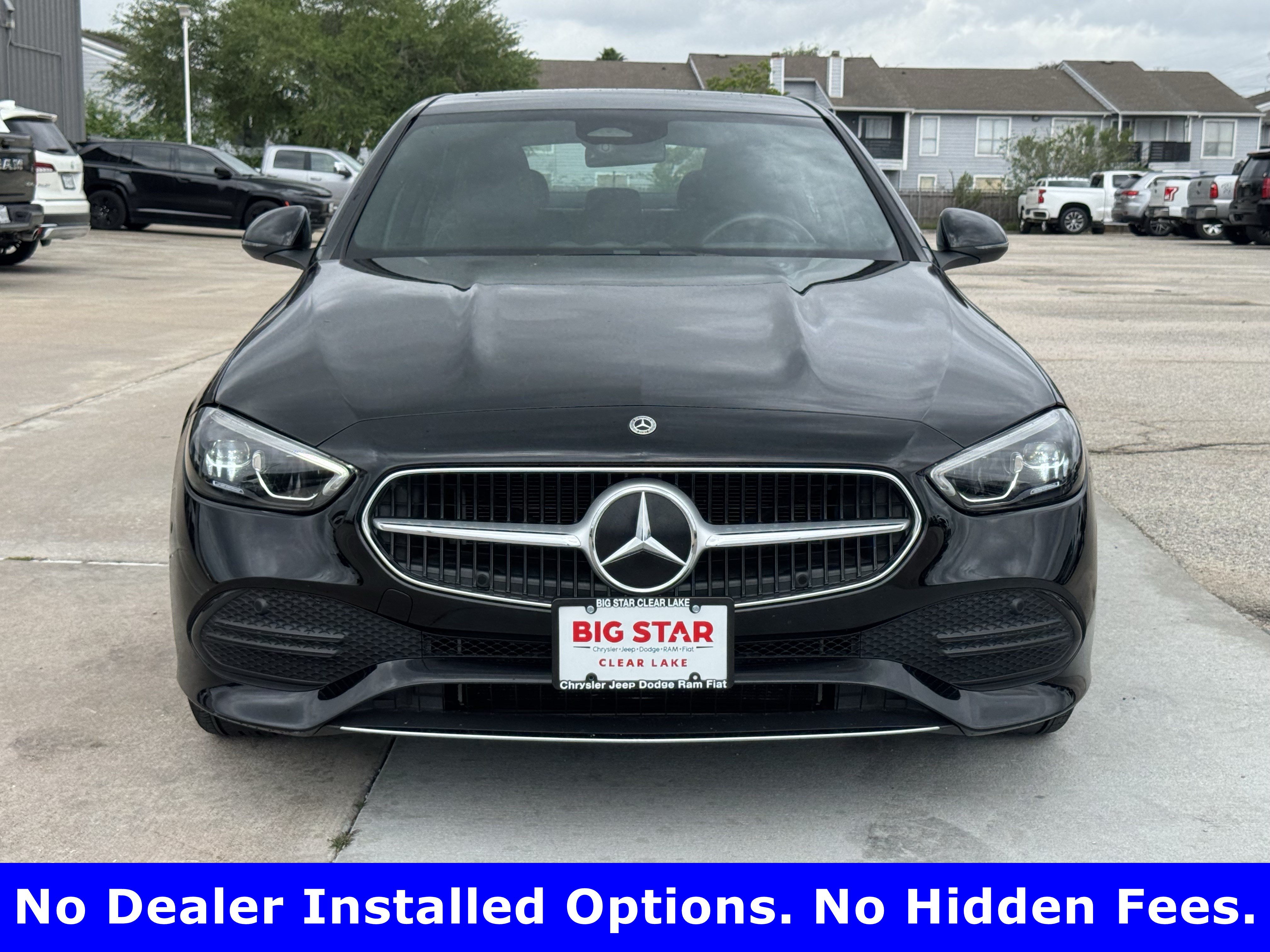 Used 2025 Mercedes-Benz C 300 4MATIC Sedan image 3