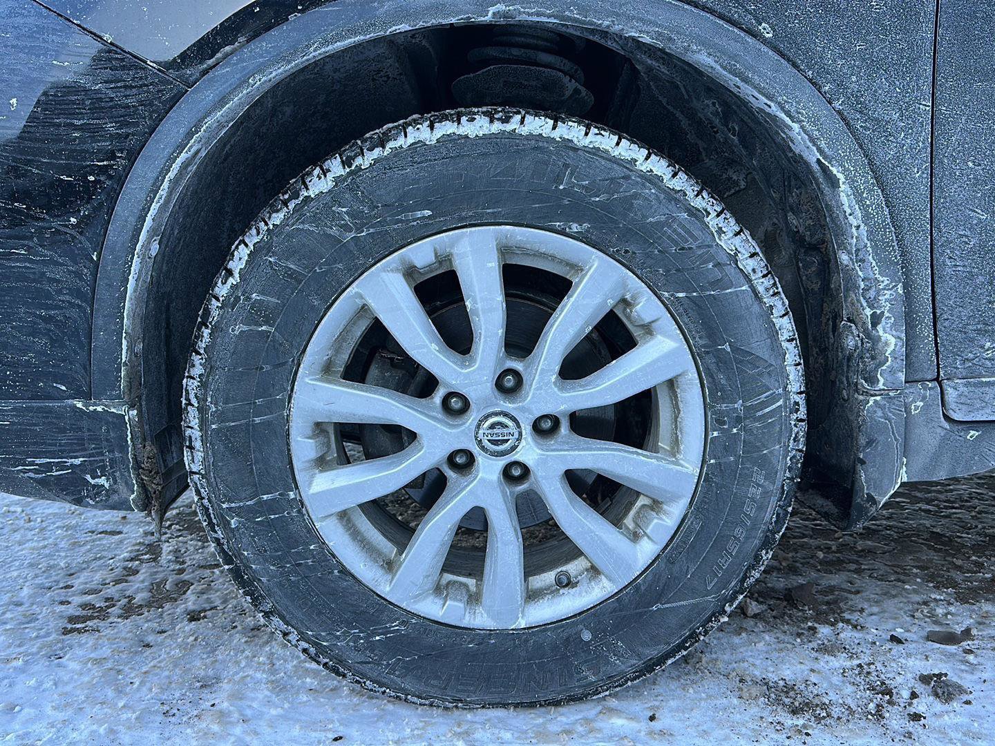 Used 2018 Nissan Rogue SV w/ Sun & Sound Touring Package image 15