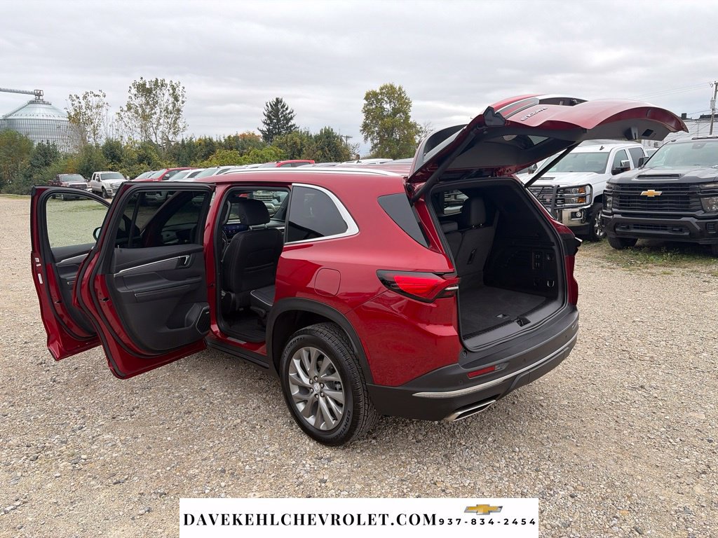 Used 2026 Buick Enclave Preferred w/ Power Package FWD image 27