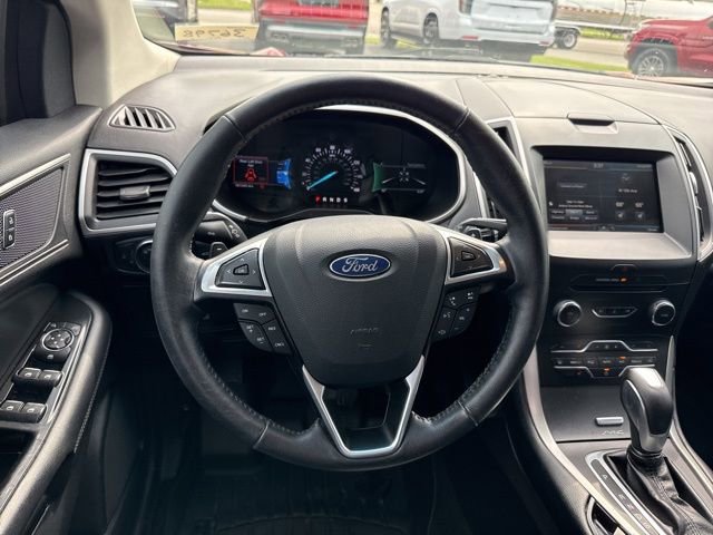 Used 2015 Ford Edge SEL w/ Equipment Group 201A FWD image 3