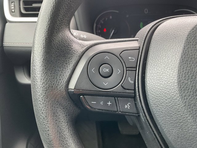 Used 2024 Toyota RAV4 XLE FWD image 23