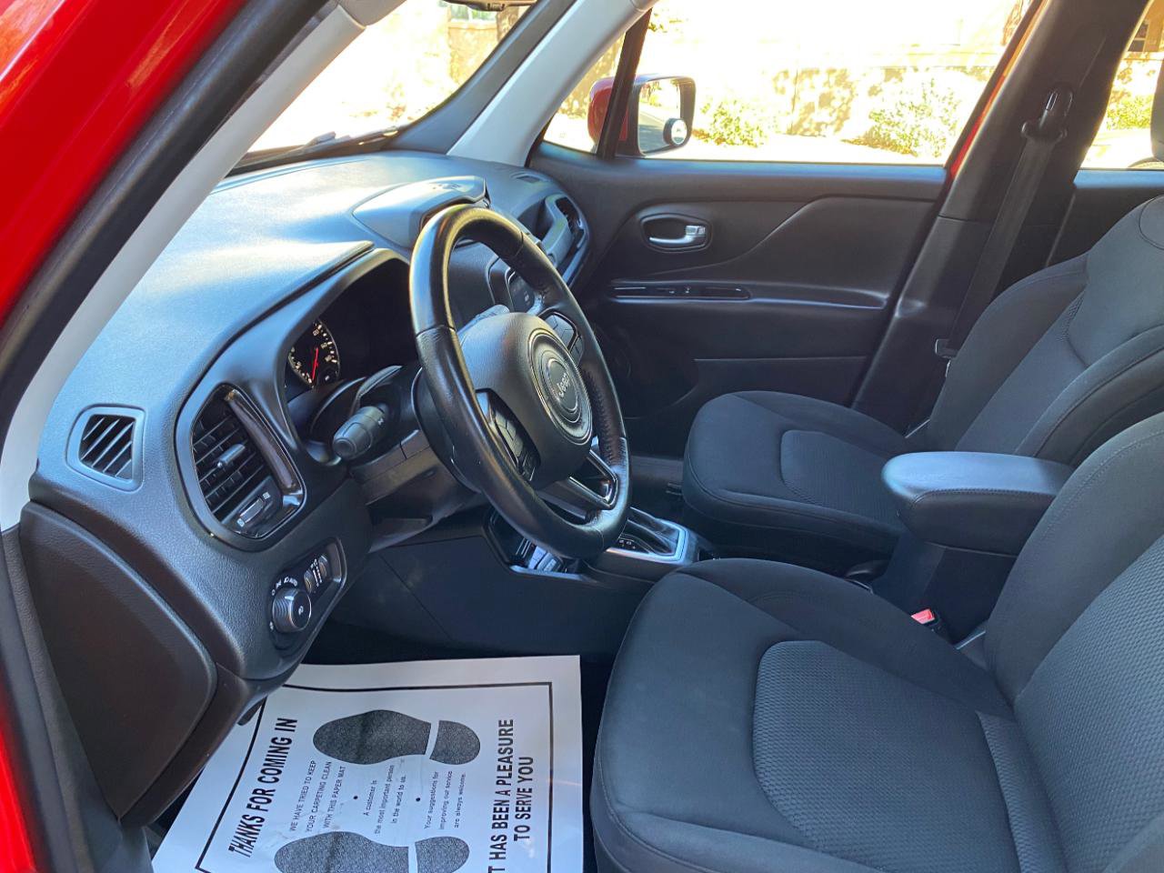 Used 2018 Jeep Renegade Altitude w/ Popular Equipment Group image 29