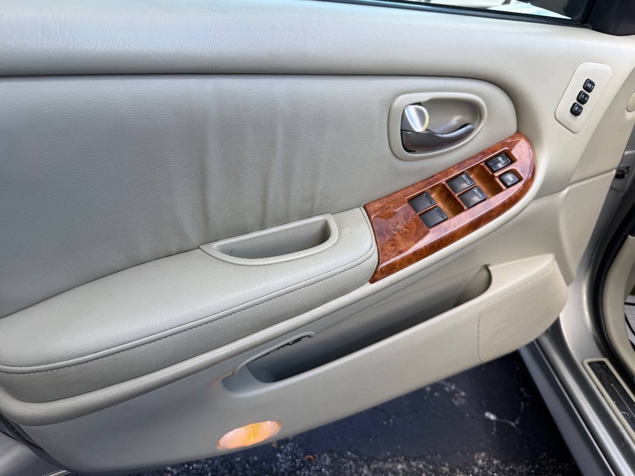 Used 2004 INFINITI I35 FWD image 4