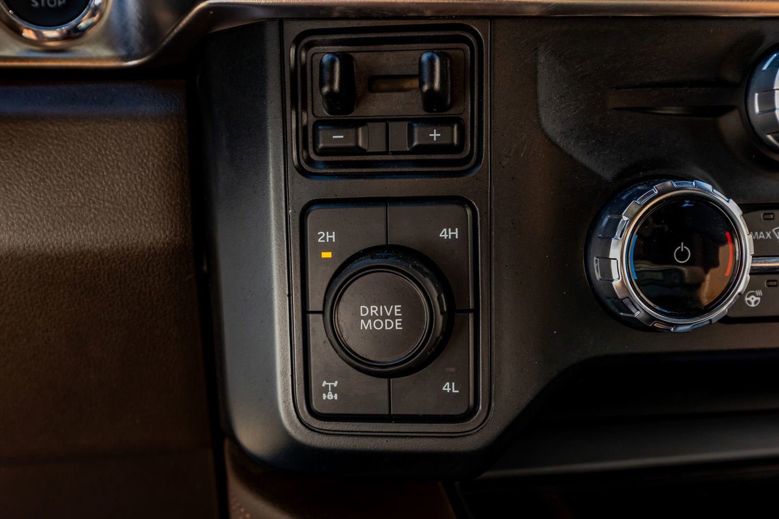 Used 2023 Ford F250 King Ranch w/ Chrome Package image 24