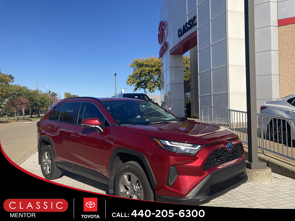Used 2024 Toyota RAV4 XLE w/ Convenience Package