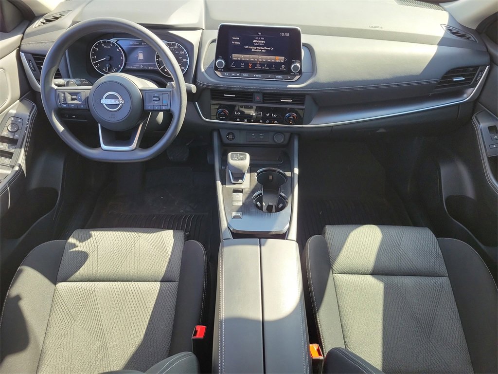 Used 2024 Nissan Rogue SV image 14