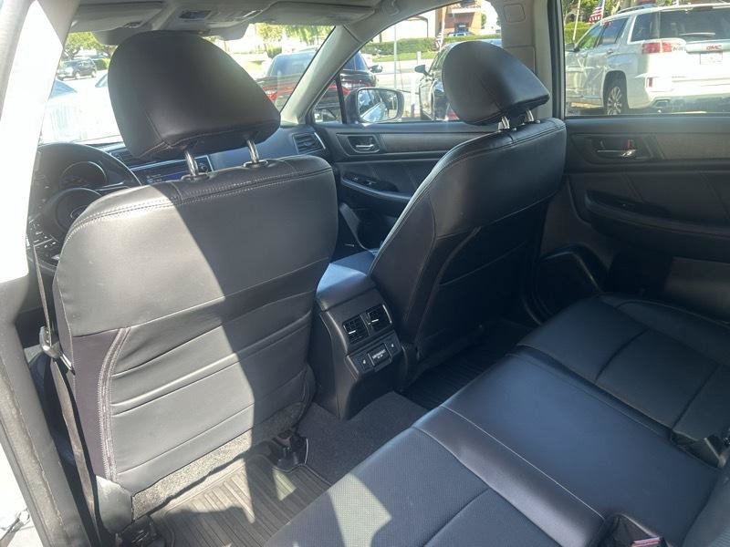 Used 2018 Subaru Outback 2.5i Limited AWD/4WD image 14