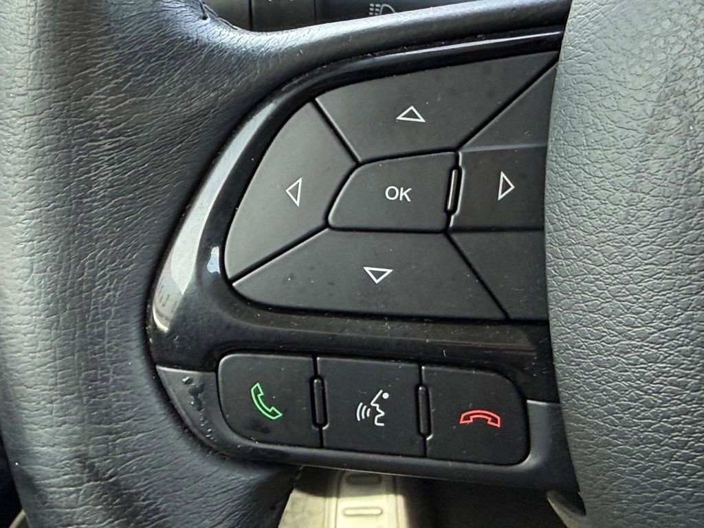 Used 2019 Jeep Renegade Altitude w/ Quick Order Package 2XM FWD image 16