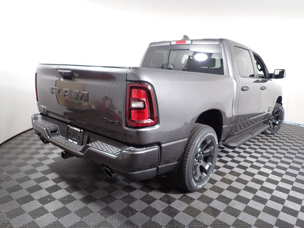 New 2026 RAM 1500 Express AWD/4WD image 17