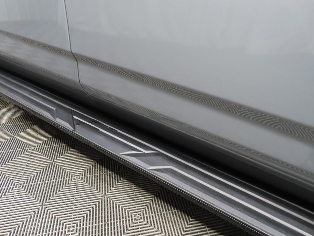 Used 2024 Chevrolet Suburban RST w/ Luxury Package image 53