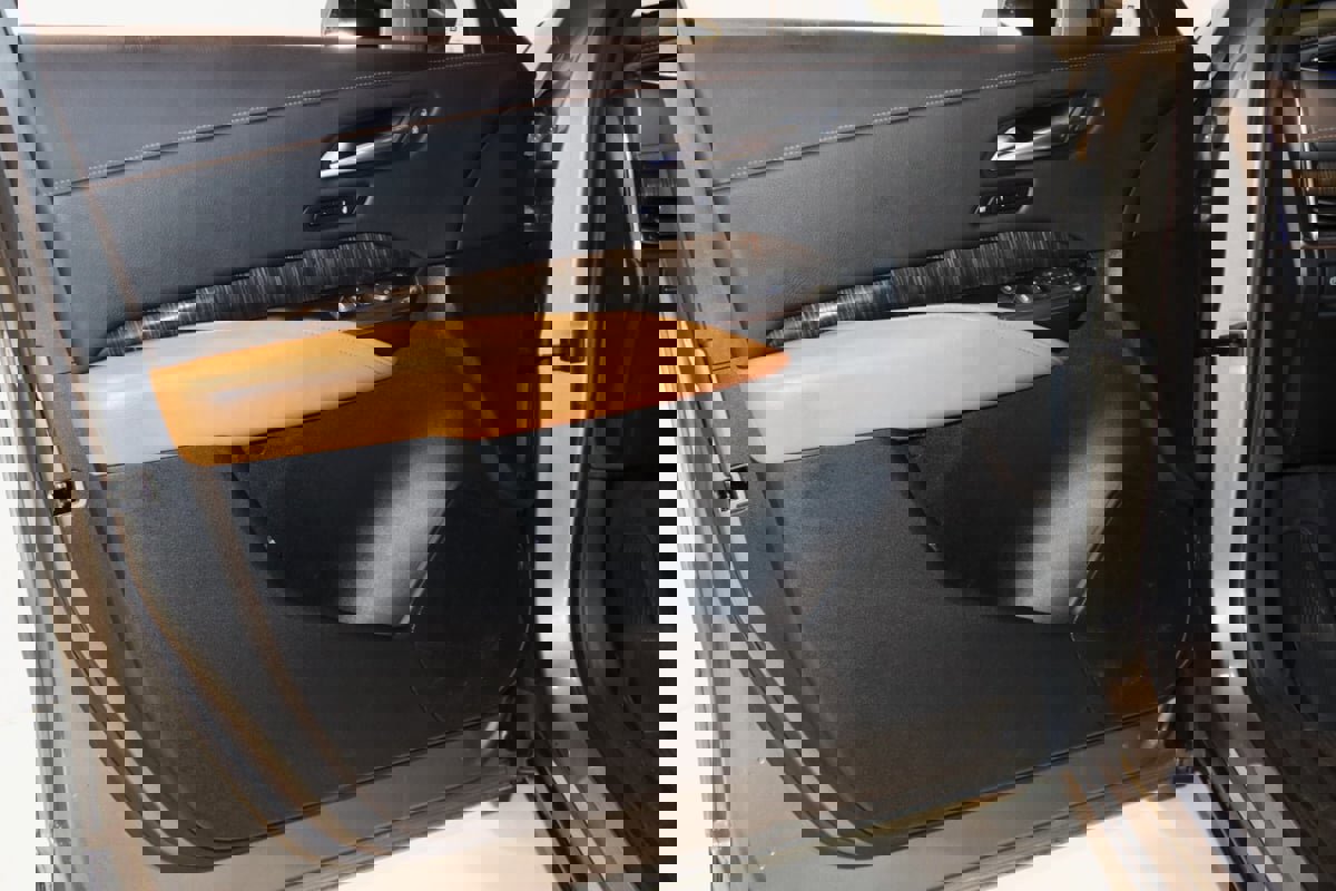 Used 2020 Cadillac XT4 Premium Luxury image 35