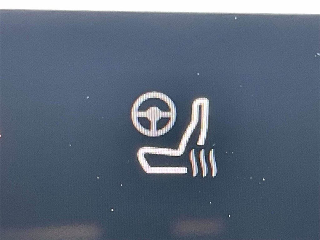 New 2026 Ford Expedition Active image 19