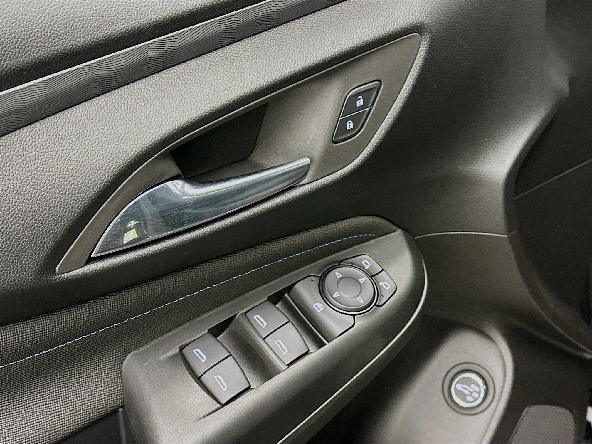 Used 2025 Buick Envista Sport Touring w/ Convenience I Package image 15