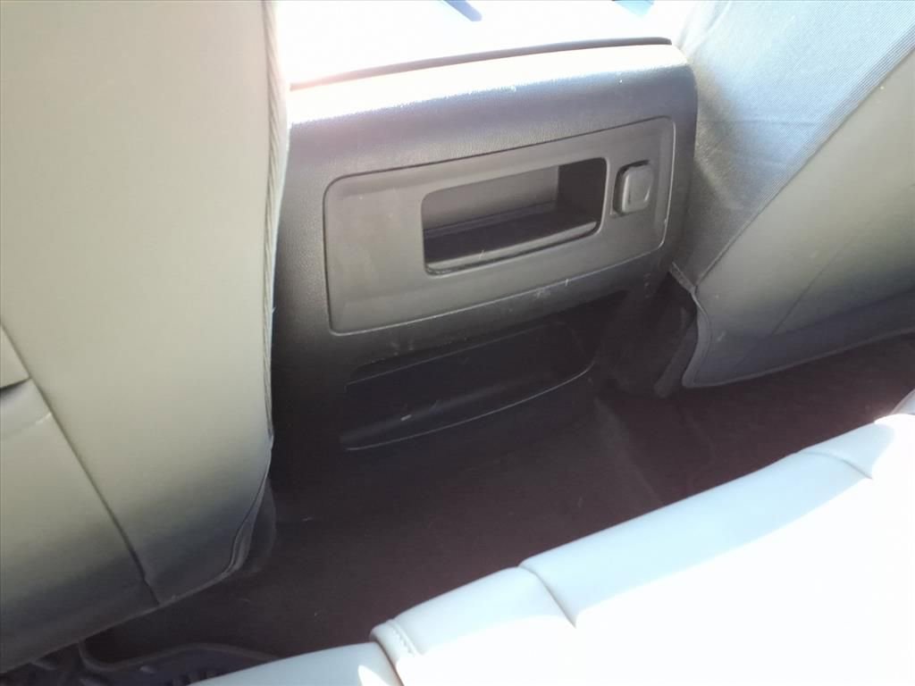 Used 2015 GMC Sierra 1500 SLT w/ SLT Preferred Package image 14