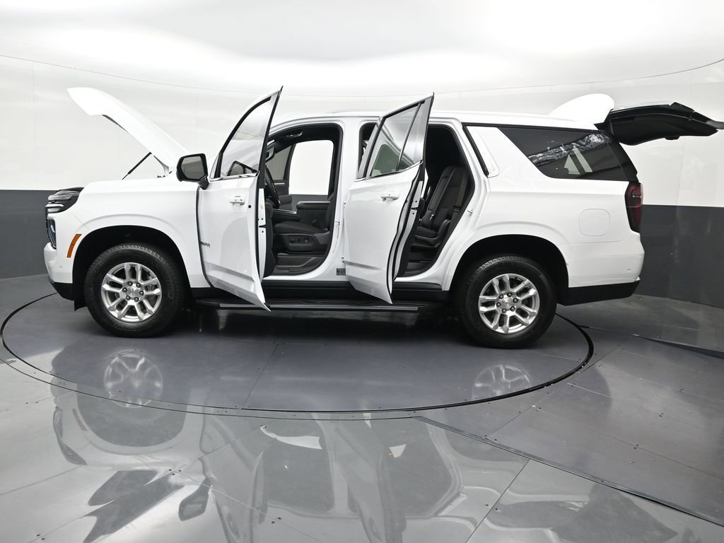Used 2025 Chevrolet Tahoe LS RWD image 33