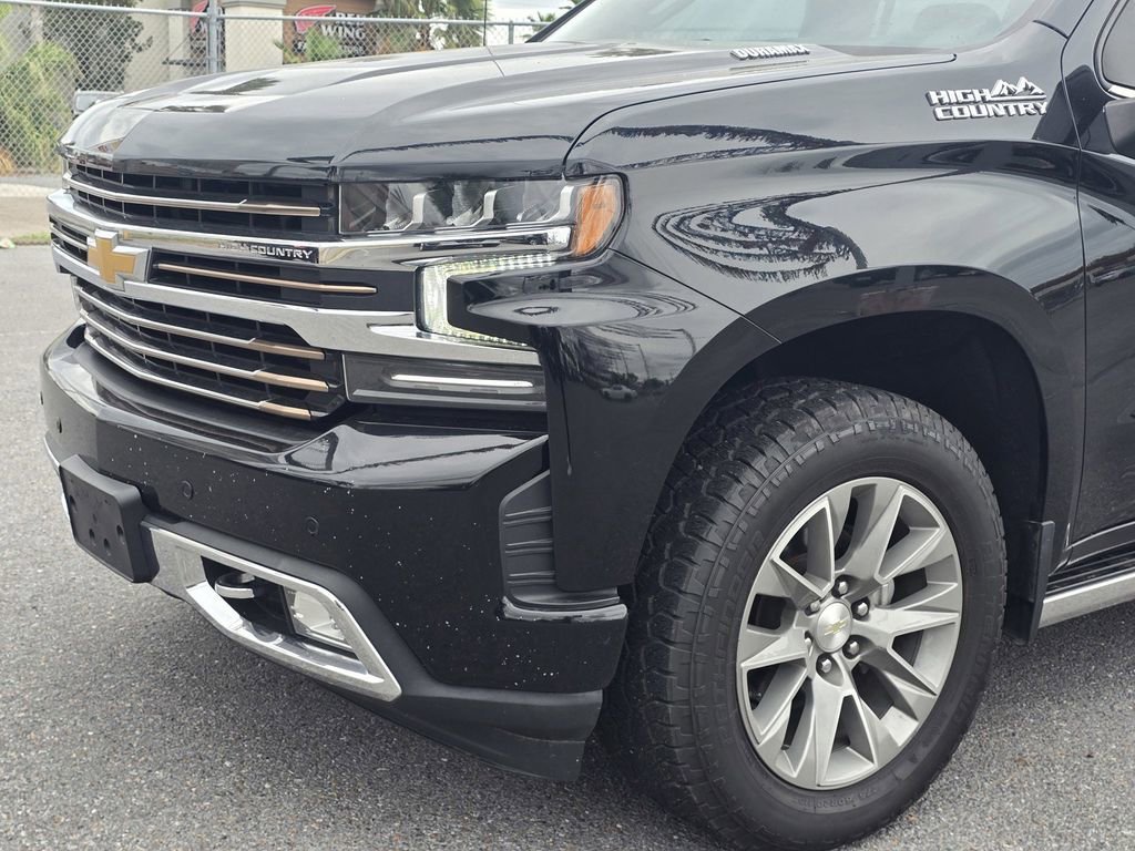 Used 2021 Chevrolet Silverado 1500 High Country w/ Safety Package II AWD/4WD image 10