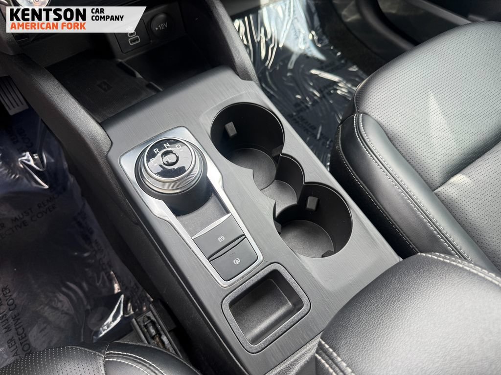Used 2024 Ford Escape Platinum AWD/4WD image 20
