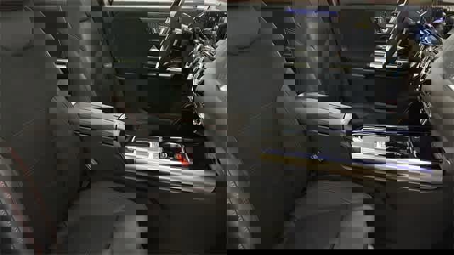 Certified 2025 Mercedes-Benz GLA 250 4MATIC image 34