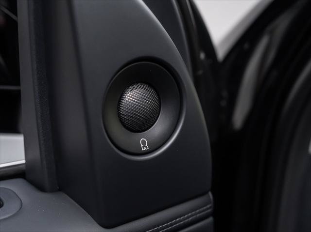 New 2026 Lincoln Navigator Premiere AWD/4WD image 26