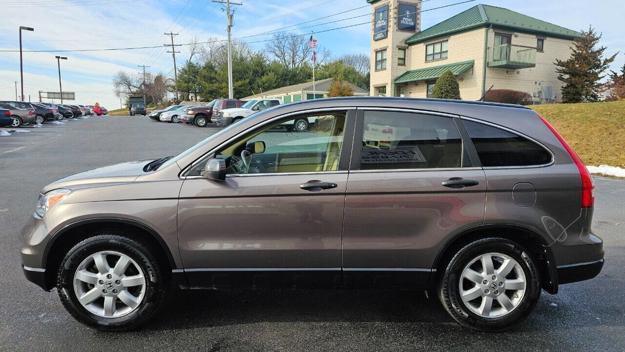 Used 2011 Honda CR-V SE image 6