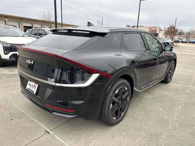 New 2025 Kia EV6 Wind image 10